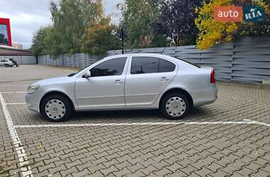 Лифтбек Skoda Octavia 2011 в 