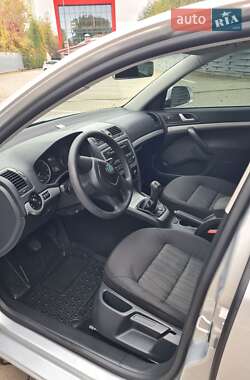 Лифтбек Skoda Octavia 2011 в 