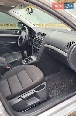 Лифтбек Skoda Octavia 2011 в 