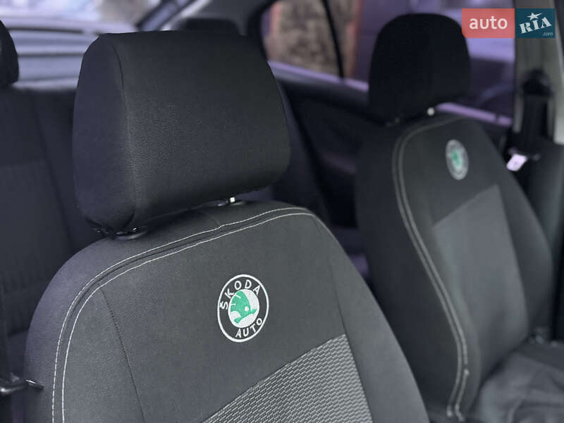 Ліфтбек Skoda Octavia 2003 в Дрогобичі фото 11 Ліфтбек Skoda Octavia 2003 в Дрогобичі