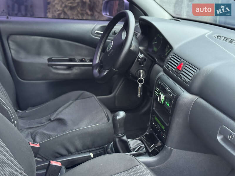 Ліфтбек Skoda Octavia 2003 в Дрогобичі фото 37 Ліфтбек Skoda Octavia 2003 в Дрогобичі