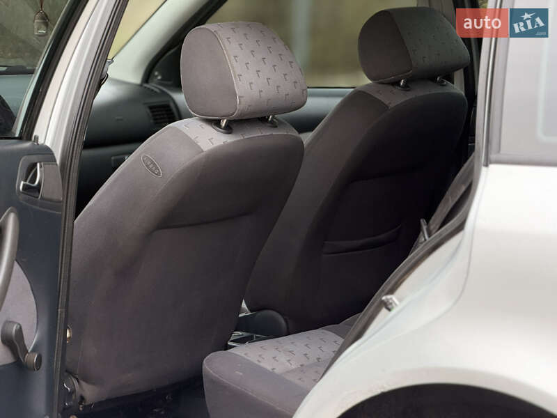 Универсал Skoda Octavia 2002 в Мене фото 12 Универсал Skoda Octavia 2002 в Мене