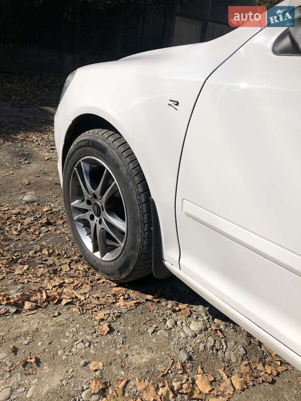 Универсал Skoda Octavia 2012 в Хусте