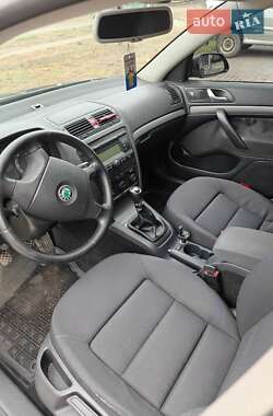 Универсал Skoda Octavia 2005 в  фото 6 Универсал Skoda Octavia 2005 в