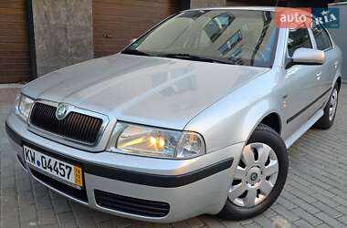 Ліфтбек Skoda Octavia 2005 в  фото 2 Ліфтбек Skoda Octavia 2005 в
