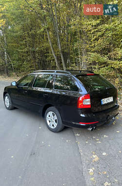 Универсал Skoda Octavia 2009 в 
