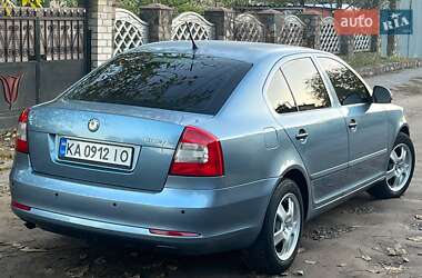 Лифтбек Skoda Octavia 2011 в 
