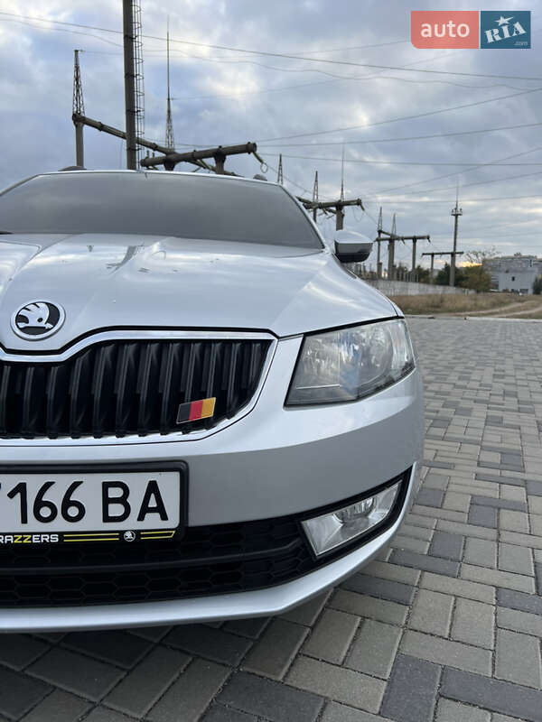 Универсал Skoda Octavia 2014 в Днепре фото 2 Универсал Skoda Octavia 2014 в Днепре