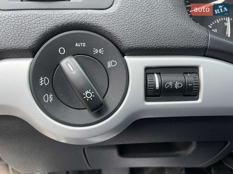 Универсал Skoda Octavia 2010 в Луцке фото 32 Универсал Skoda Octavia 2010 в Луцке