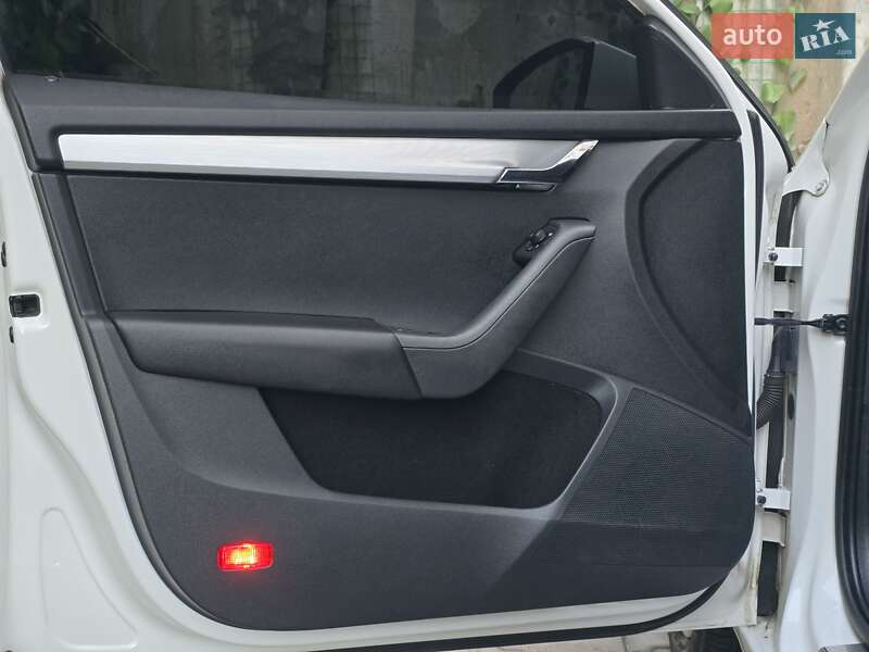 Лифтбек Skoda Octavia 2014 в Хмельницком фото 33 Лифтбек Skoda Octavia 2014 в Хмельницком