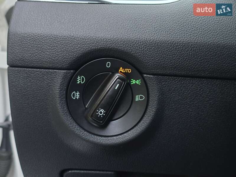 Лифтбек Skoda Octavia 2014 в Хмельницком фото 38 Лифтбек Skoda Octavia 2014 в Хмельницком