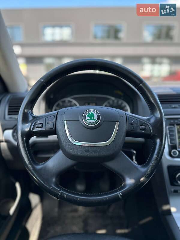 Универсал Skoda Octavia 2009 в Белогородке фото 21 Универсал Skoda Octavia 2009 в Белогородке