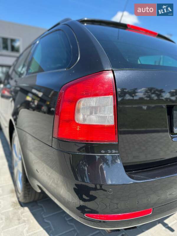 Универсал Skoda Octavia 2009 в Белогородке фото 10 Универсал Skoda Octavia 2009 в Белогородке