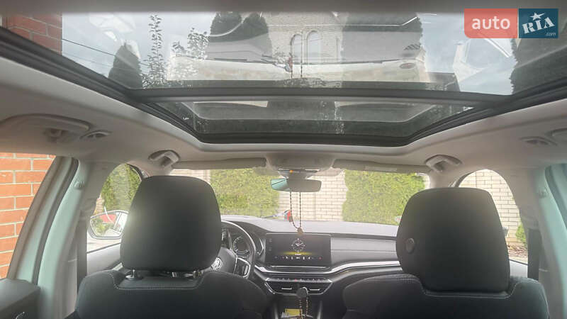 Универсал Skoda Octavia 2023 в Житомире