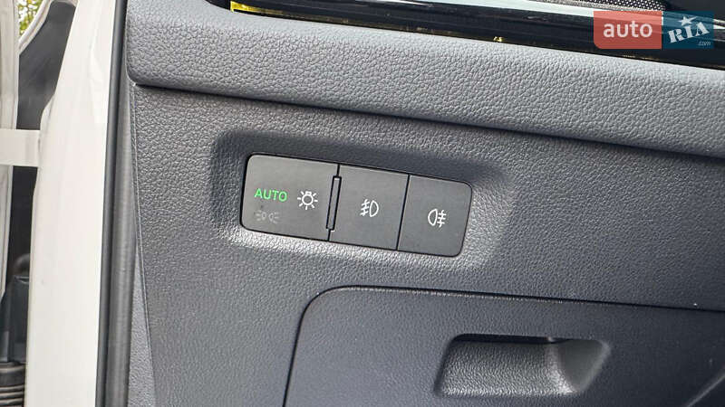 Универсал Skoda Octavia 2023 в Житомире