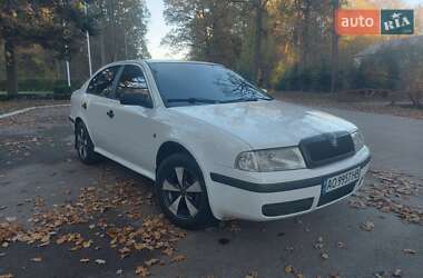 Лифтбек Skoda Octavia 2000 в 