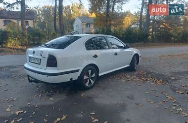 Лифтбек Skoda Octavia 2000 в 