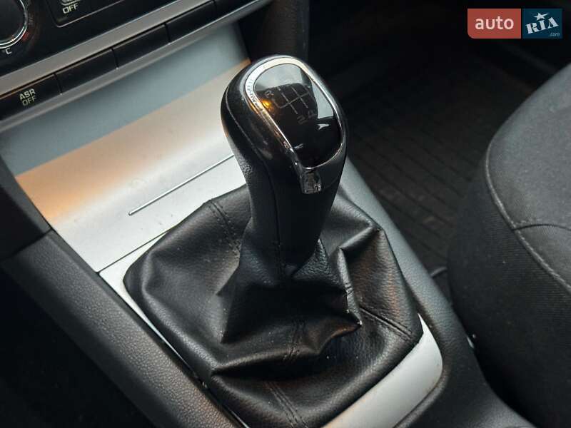 Лифтбек Skoda Octavia 2011 в Харькове