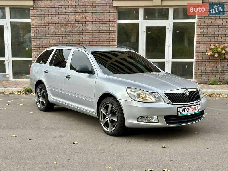Skoda Octavia 2011 Skoda Octavia 2011
