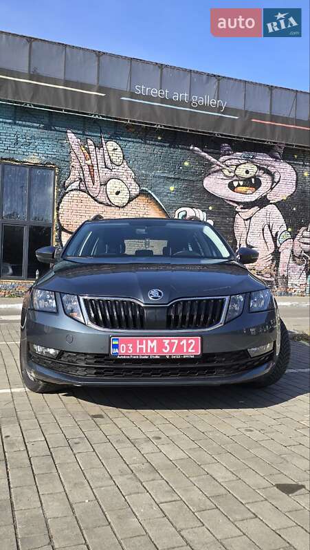 Универсал Skoda Octavia 2019 в Луцке фото 4 Универсал Skoda Octavia 2019 в Луцке