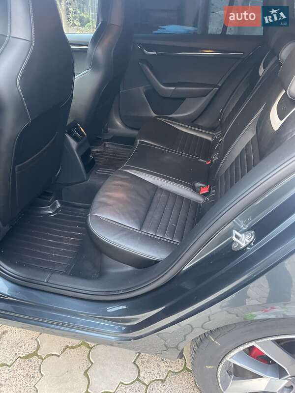 Універсал Skoda Octavia 2015 в Львові фото 17 Універсал Skoda Octavia 2015 в Львові