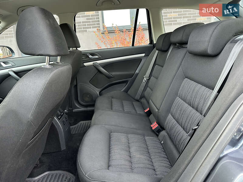 Універсал Skoda Octavia 2010 в Львові