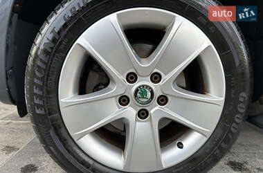 Универсал Skoda Octavia 2010 в 