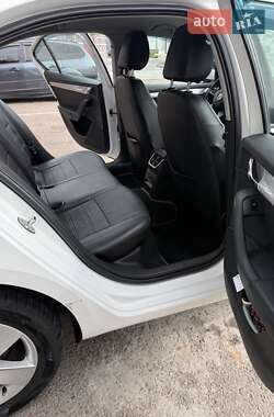 Лифтбек Skoda Octavia 2013 в 