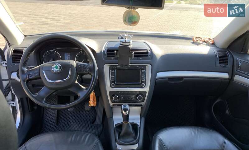 Универсал Skoda Octavia 2012 в Мостиске фото 10 Универсал Skoda Octavia 2012 в Мостиске