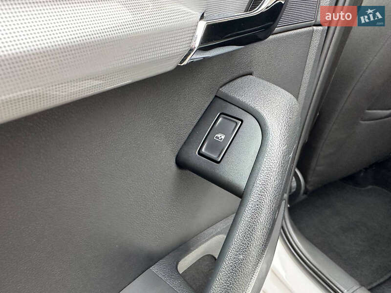 Универсал Skoda Octavia 2016 в Тернополе фото 53 Универсал Skoda Octavia 2016 в Тернополе