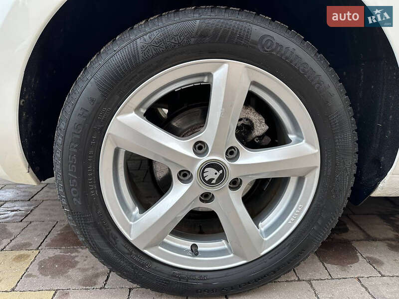 Универсал Skoda Octavia 2016 в Тернополе фото 66 Универсал Skoda Octavia 2016 в Тернополе