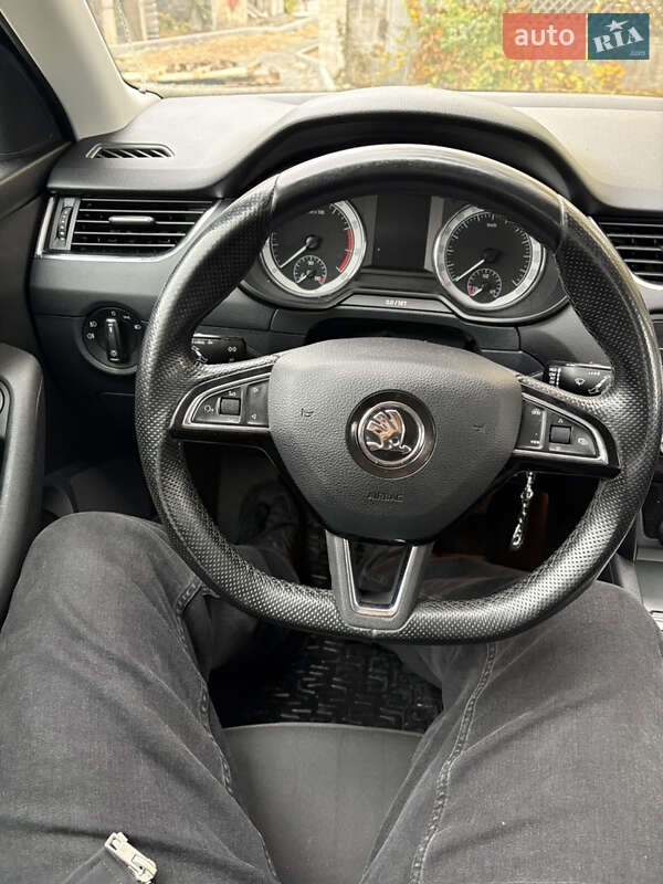 Лифтбек Skoda Octavia 2019 в Киеве фото 10 Лифтбек Skoda Octavia 2019 в Киеве