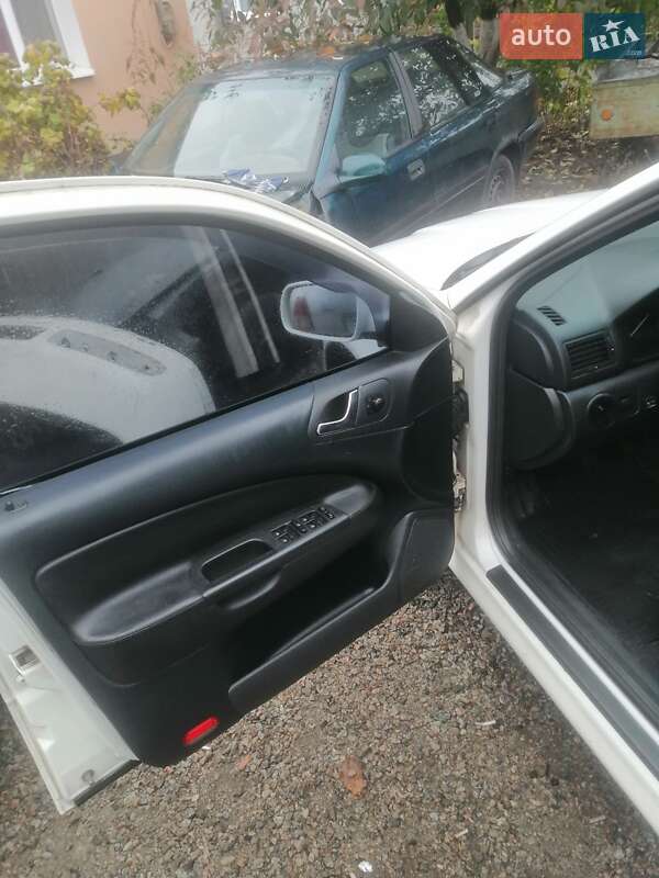 Лифтбек Skoda Octavia 2005 в Белой Церкви