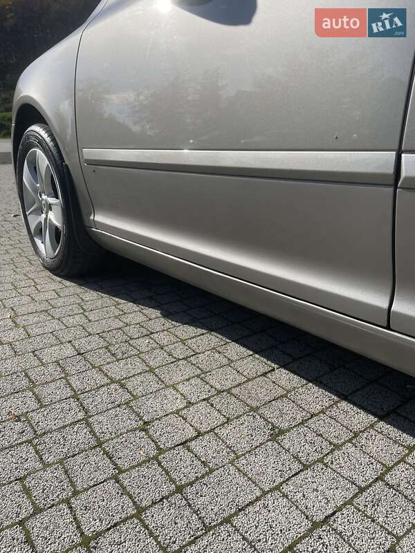 Универсал Skoda Octavia 2009 в Винниках фото 10 Универсал Skoda Octavia 2009 в Винниках