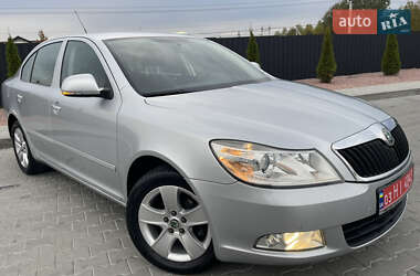 Лифтбек Skoda Octavia 2010 в Львове