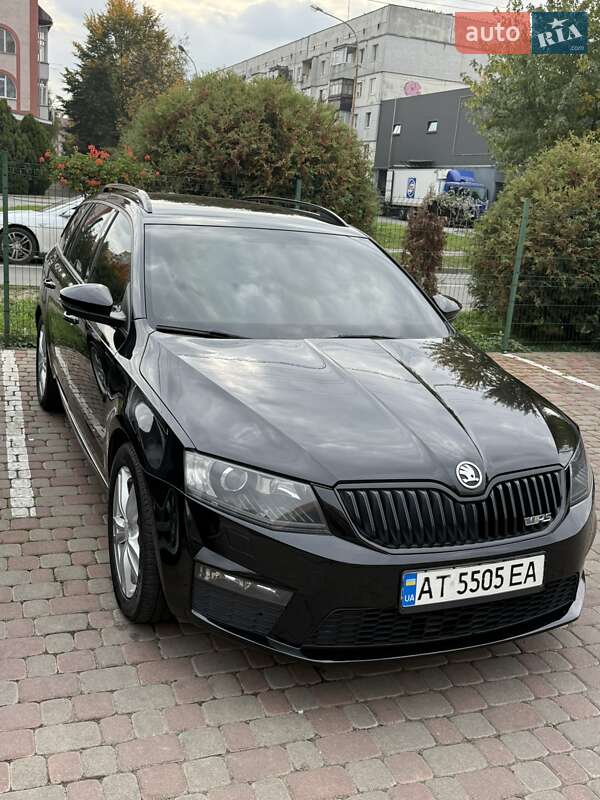 Універсал Skoda Octavia 2015 в Ужгороді