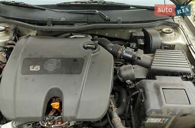 Лифтбек Skoda Octavia 2009 в 