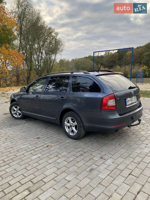 Універсал Skoda Octavia 2011 в Липовій Долині