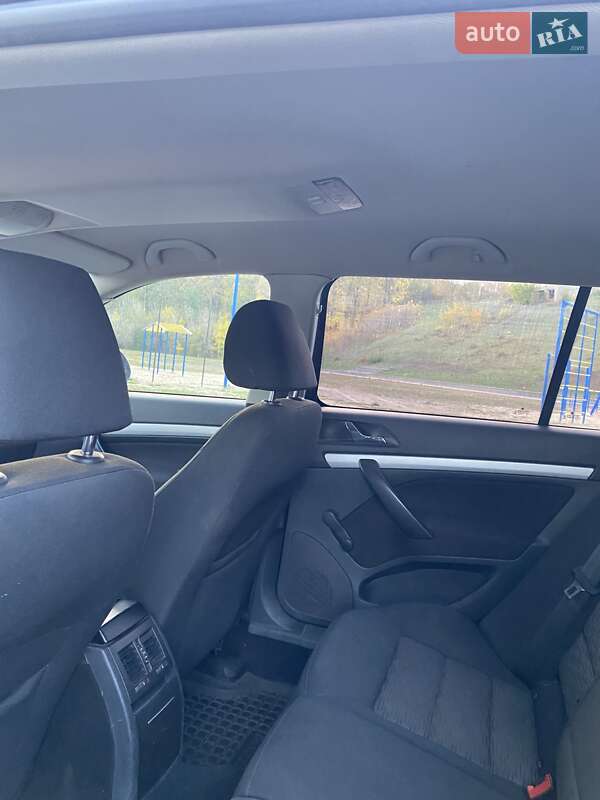 Універсал Skoda Octavia 2011 в Липовій Долині