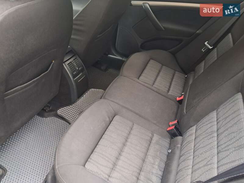 Ліфтбек Skoda Octavia 2011 в Сумах фото 19 Ліфтбек Skoda Octavia 2011 в Сумах