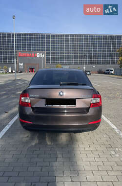 Лифтбек Skoda Octavia 2016 в 