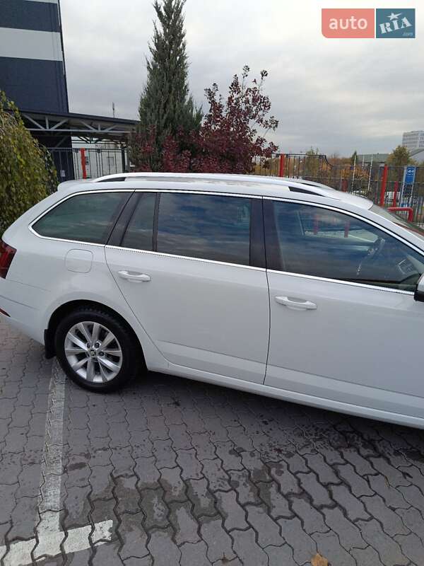 Универсал Skoda Octavia 2017 в Львове