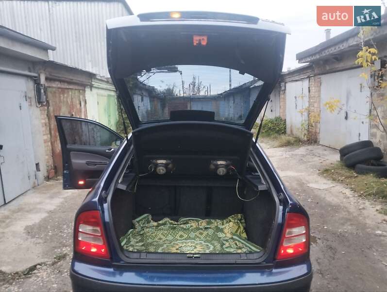 Лифтбек Skoda Octavia 2005 в Киеве фото 8 Лифтбек Skoda Octavia 2005 в Киеве