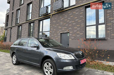 Универсал Skoda Octavia 2010 в 
