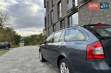 Универсал Skoda Octavia 2010 в 