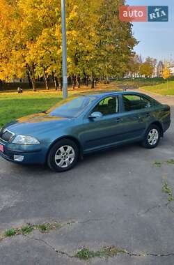 Лифтбек Skoda Octavia 2005 в  фото 3 Лифтбек Skoda Octavia 2005 в