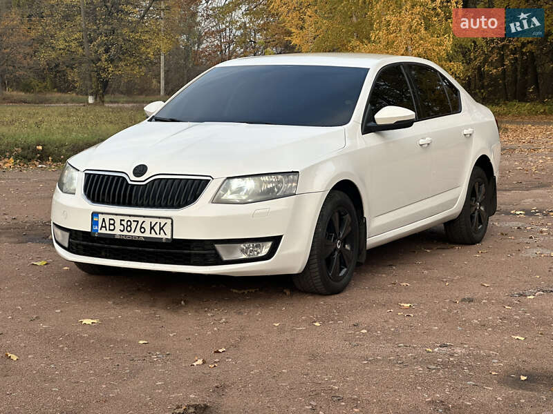 Лифтбек Skoda Octavia 2013 в Нежине фото Лифтбек Skoda Octavia 2013 в Нежине