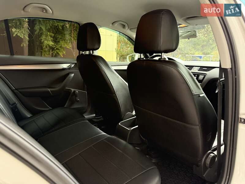 Ліфтбек Skoda Octavia 2014 в Дніпрі фото 17 Ліфтбек Skoda Octavia 2014 в Дніпрі