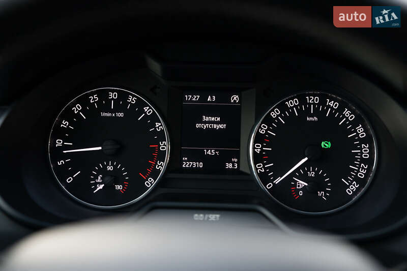 Универсал Skoda Octavia 2016 в Луцке фото 23 Универсал Skoda Octavia 2016 в Луцке