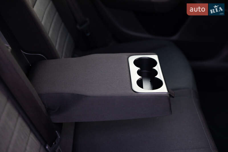 Универсал Skoda Octavia 2016 в Луцке фото 58 Универсал Skoda Octavia 2016 в Луцке